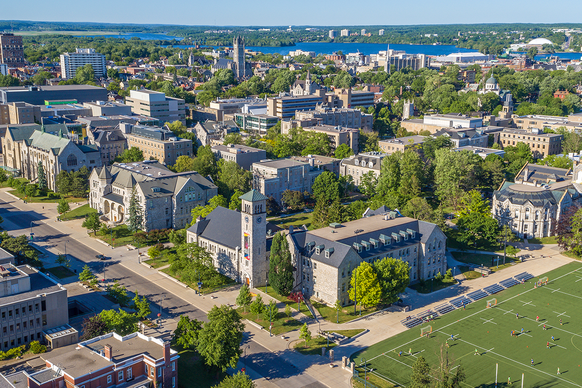 Universitas Terbaik di Kanada - Queen's University at Kingston