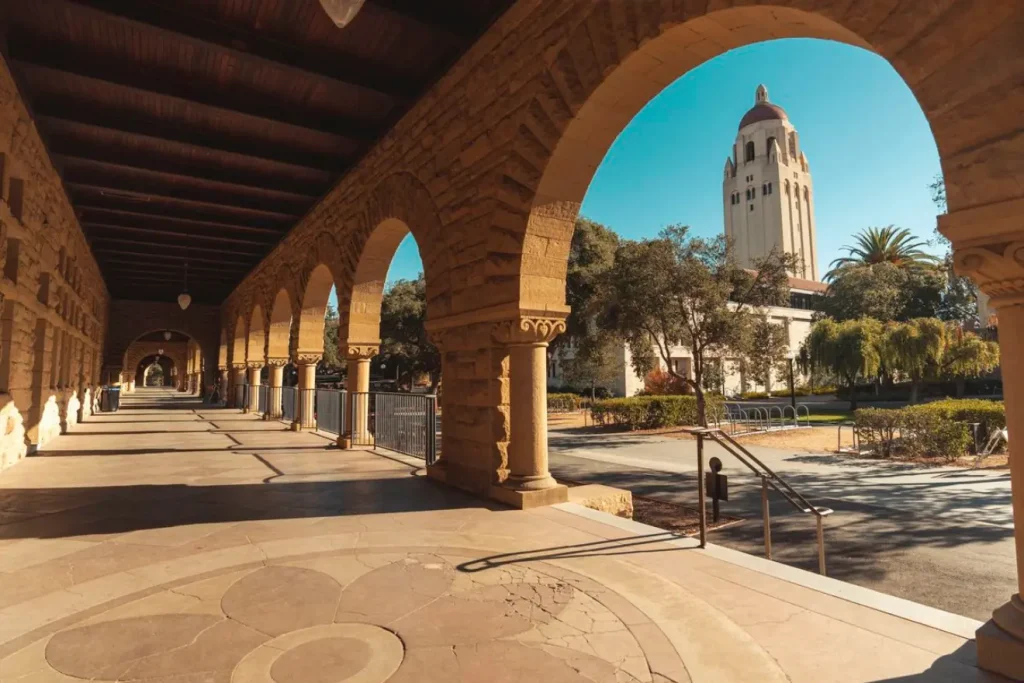 Kuliah Jurusan Ekonomi di Stanford University