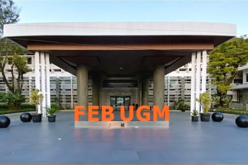 Kuliah Jurusan Ekonomi di Universitas Gadjah Mada (UGM)