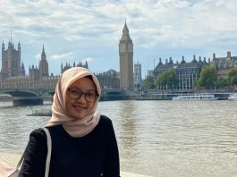 Tata Cara Kuliah di Inggris Raya by Zahrotuts Tsaniyah